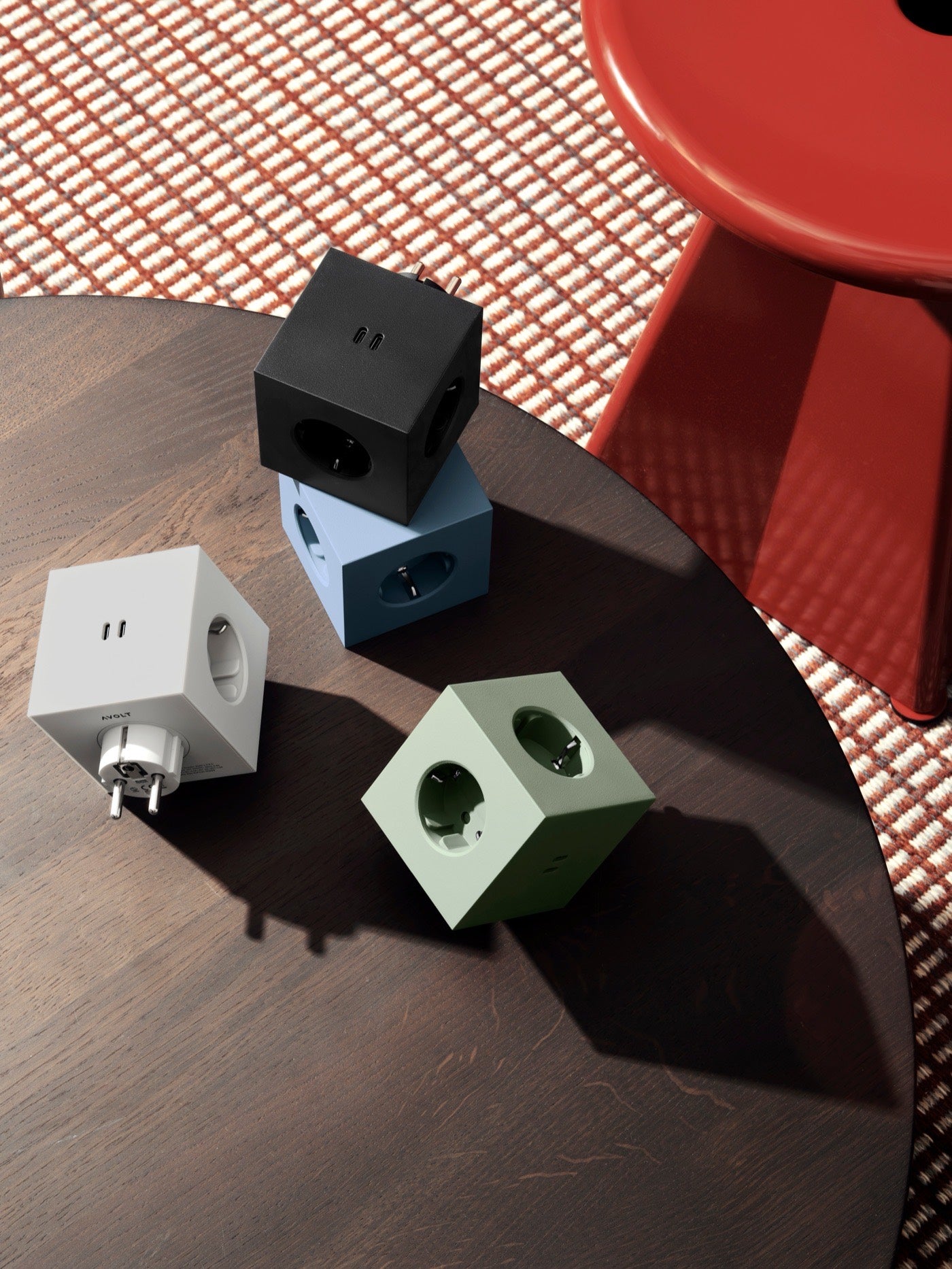 AVOLT Square 2 in Oak Green